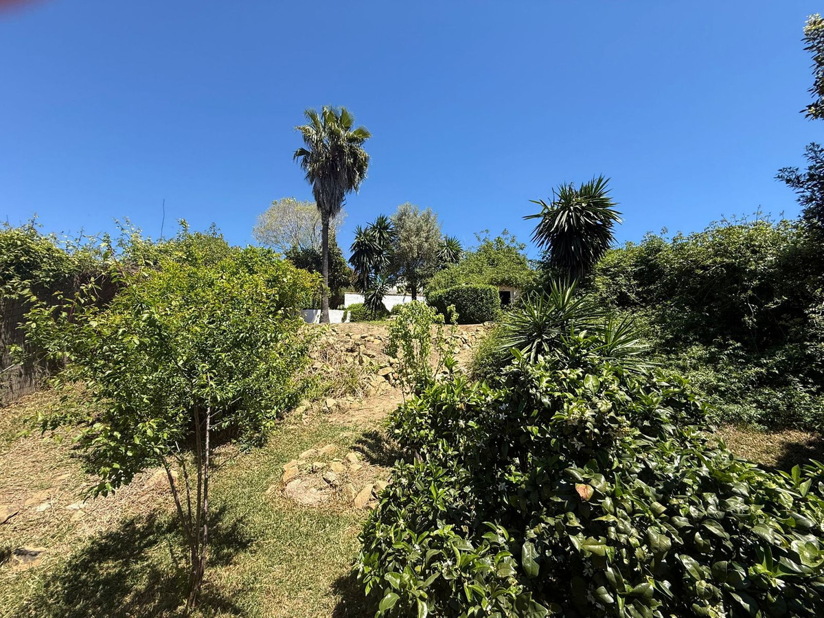 Se vende Finca - Cortijo de 3 dormitorios en Costa Del Sol, Málaga, España