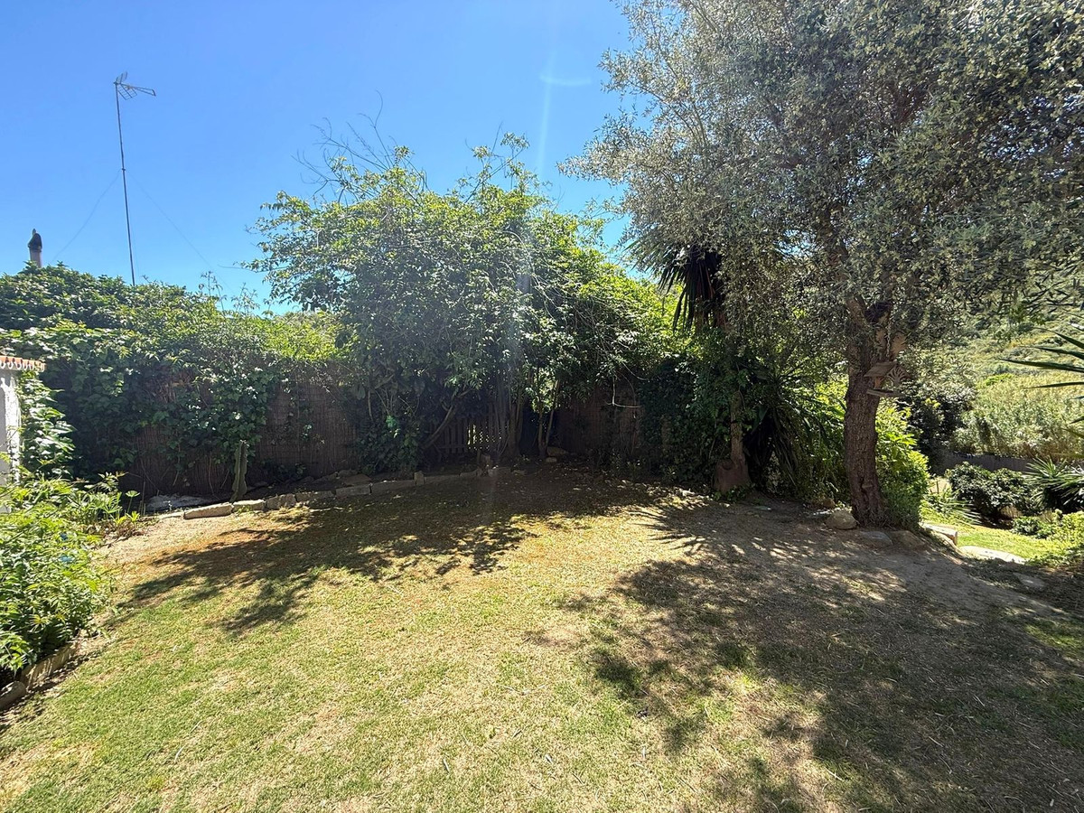 Se vende Finca - Cortijo de 3 dormitorios en Costa Del Sol, Málaga, España