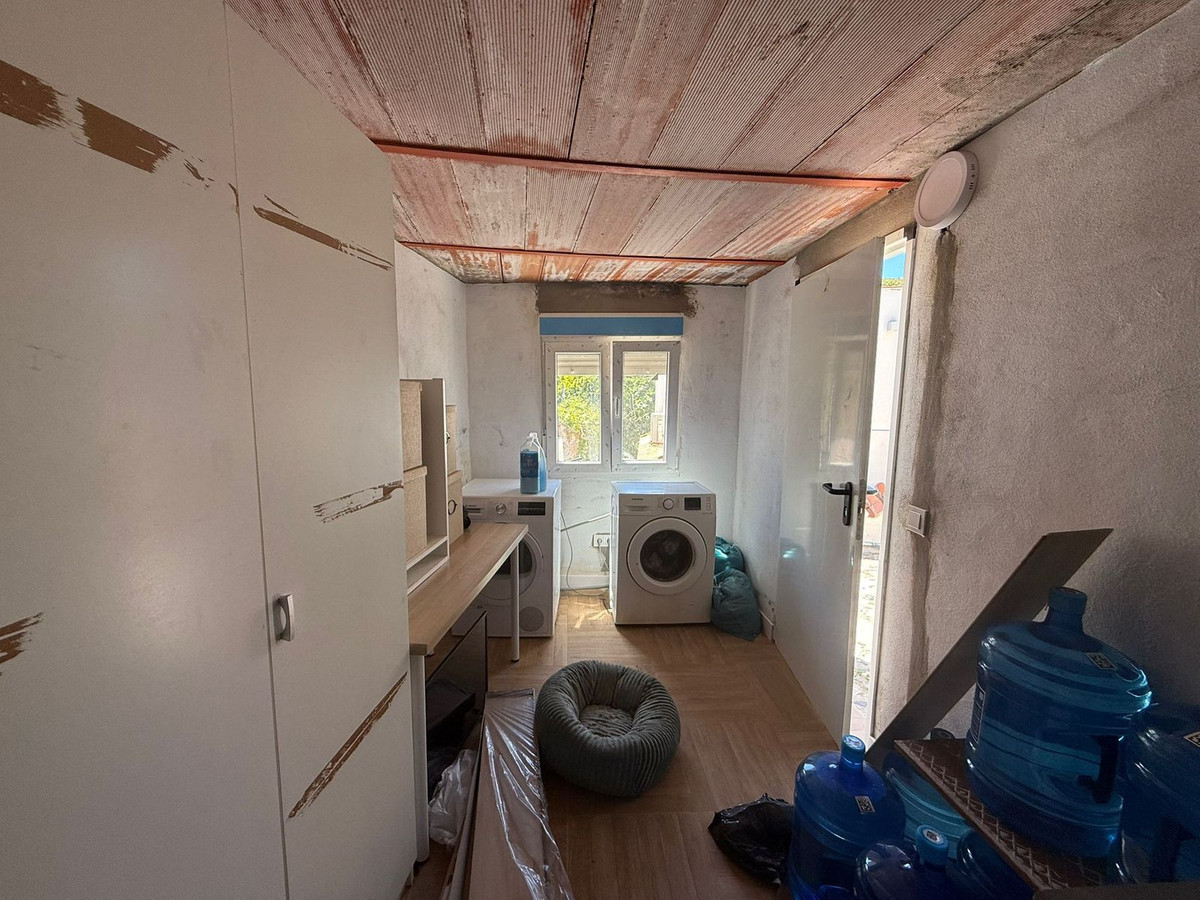 Se vende Finca - Cortijo de 3 dormitorios en Costa Del Sol, Málaga, España