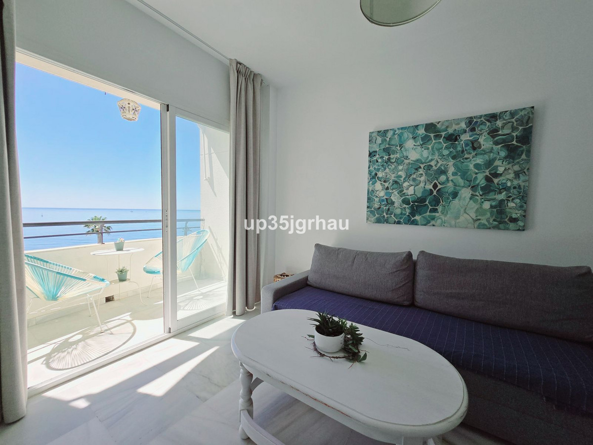 2 Bed Apartment for sale in Estepona Costa Del Sol, Málaga, Spain