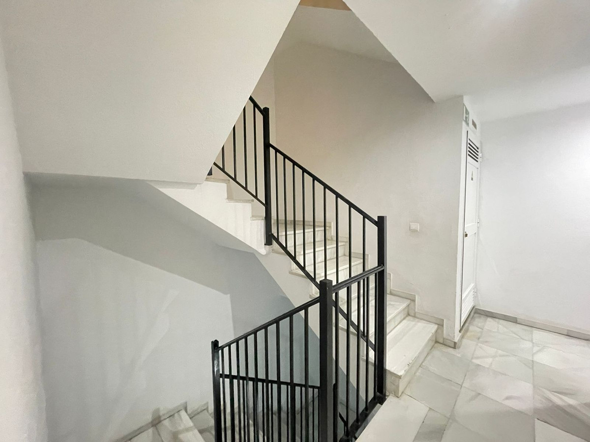 Se vende Apartamento en Planta Última de 3 dormitorios en Costa Del Sol, Málaga, España