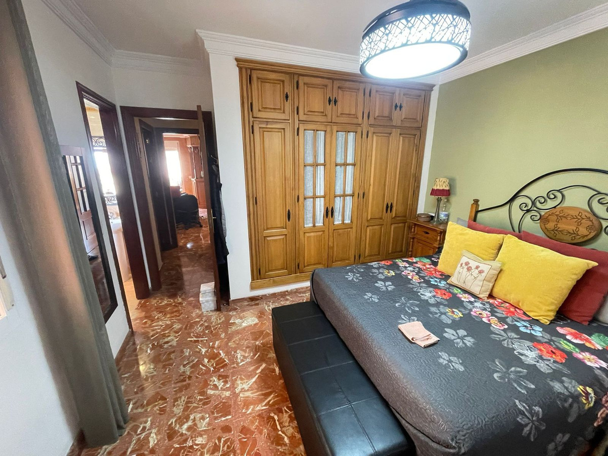 Se vende Apartamento en Planta Última de 3 dormitorios en Costa Del Sol, Málaga, España