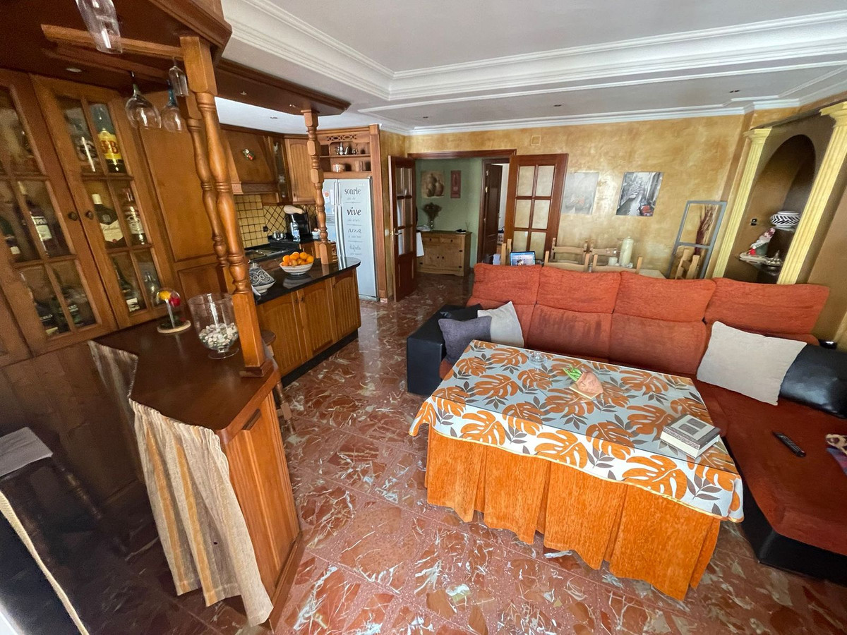 Se vende Apartamento en Planta Última de 3 dormitorios en Costa Del Sol, Málaga, España