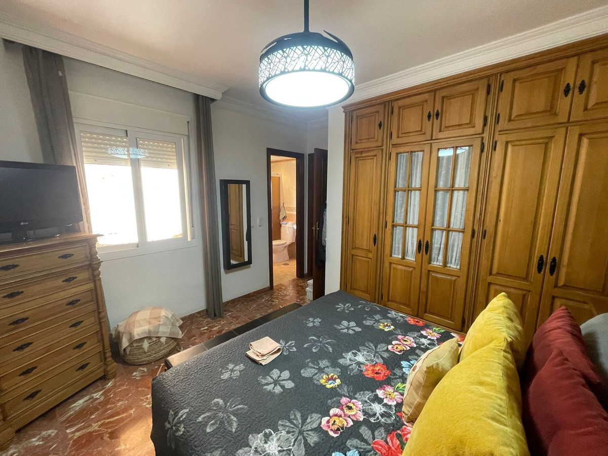 Se vende Apartamento en Planta Última de 3 dormitorios en Costa Del Sol, Málaga, España