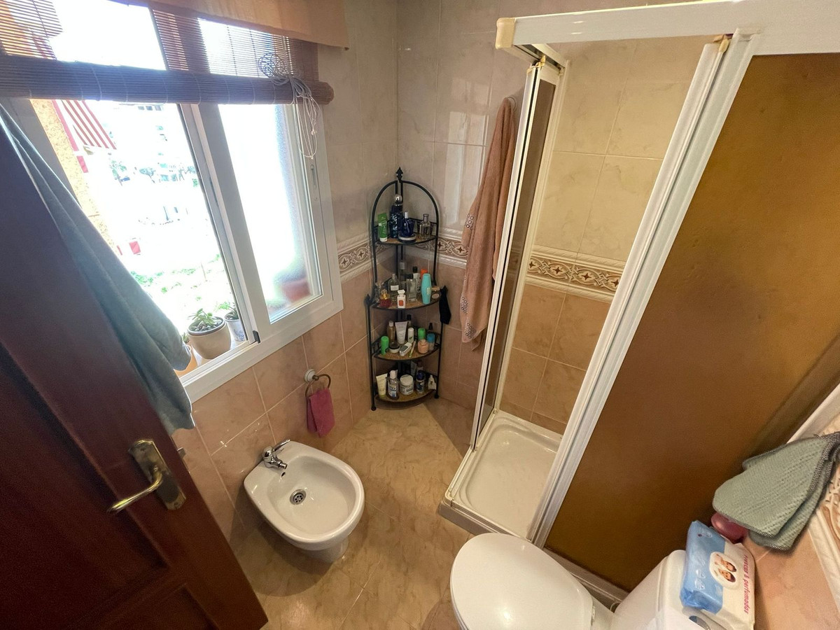 Se vende Apartamento en Planta Última de 3 dormitorios en Costa Del Sol, Málaga, España