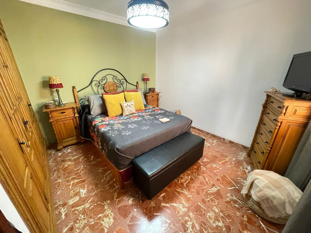 Se vende Apartamento en Planta Última de 3 dormitorios en Costa Del Sol, Málaga, España