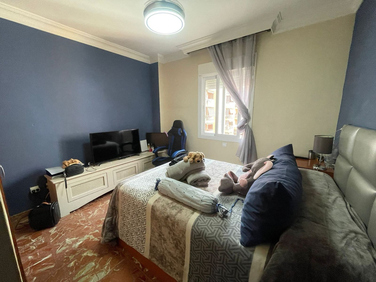 Se vende Apartamento en Planta Última de 3 dormitorios en Costa Del Sol, Málaga, España