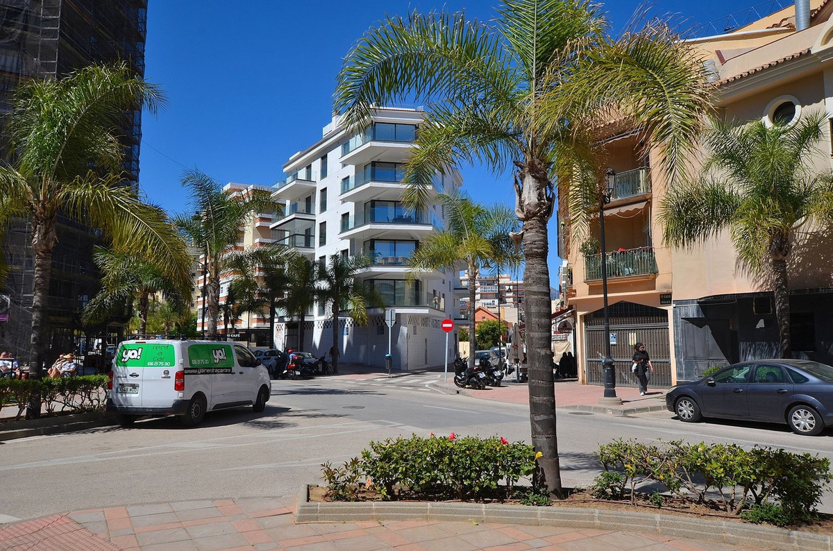 Se vende Apartamento Planta Media de 2 dormitorios en Costa Del Sol, Málaga, España