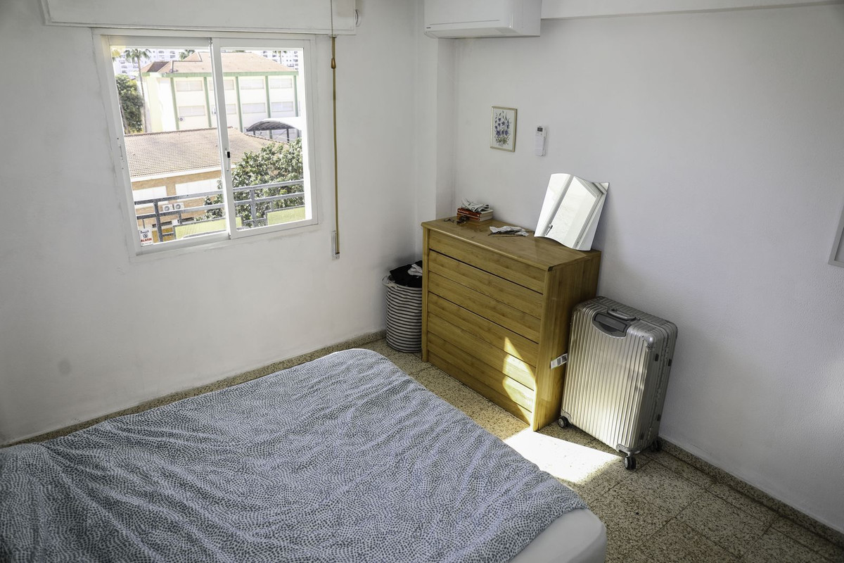 4 Bed Apartment for sale in Los Boliches Costa Del Sol, Málaga, Spain