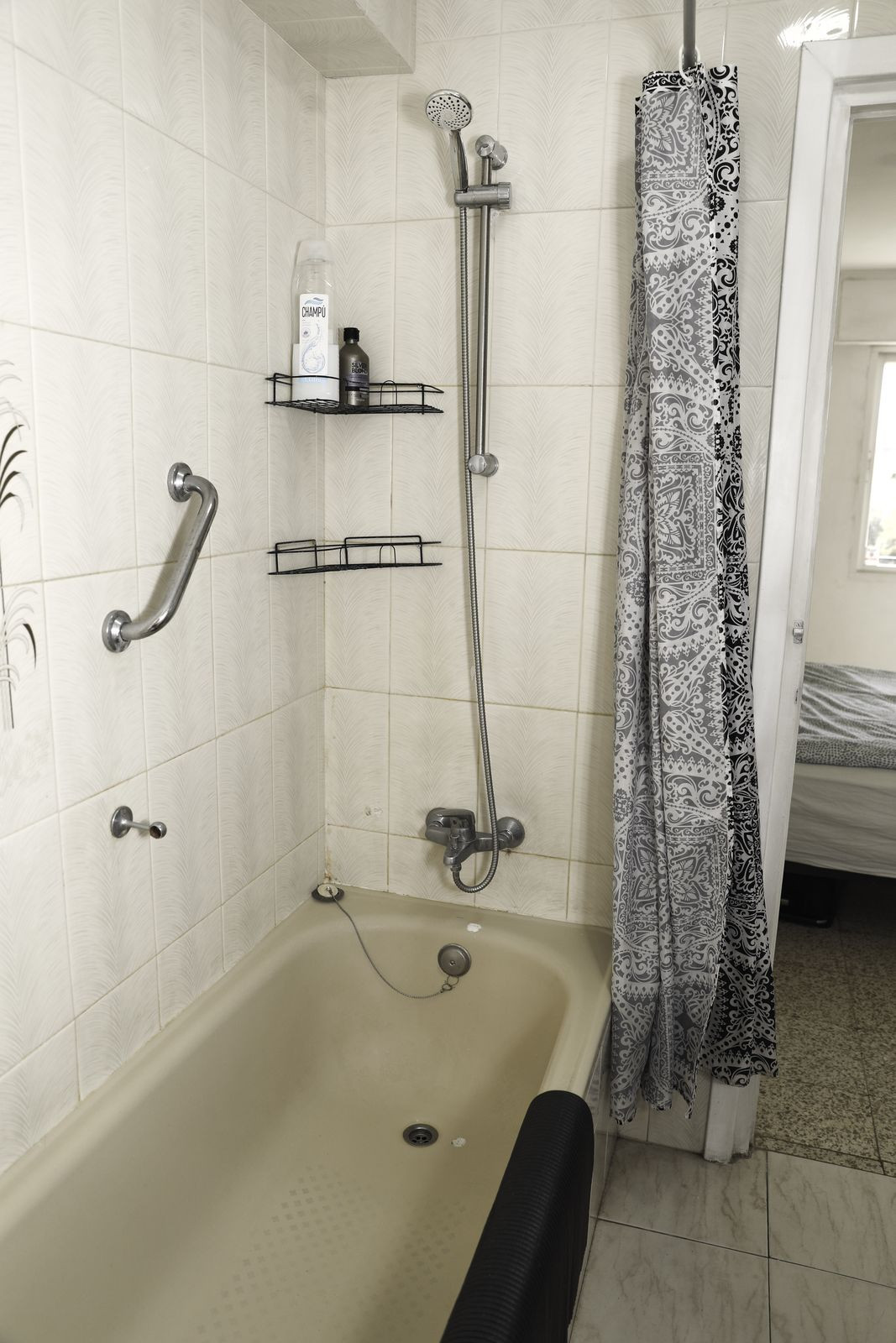 4 Bed Apartment for sale in Los Boliches Costa Del Sol, Málaga, Spain