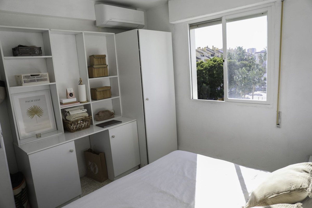 4 Bed Apartment for sale in Los Boliches Costa Del Sol, Málaga, Spain