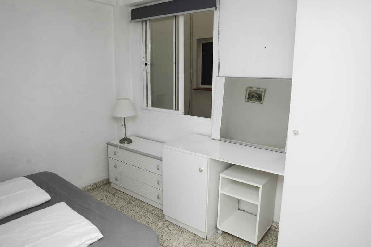4 Bed Apartment for sale in Los Boliches Costa Del Sol, Málaga, Spain