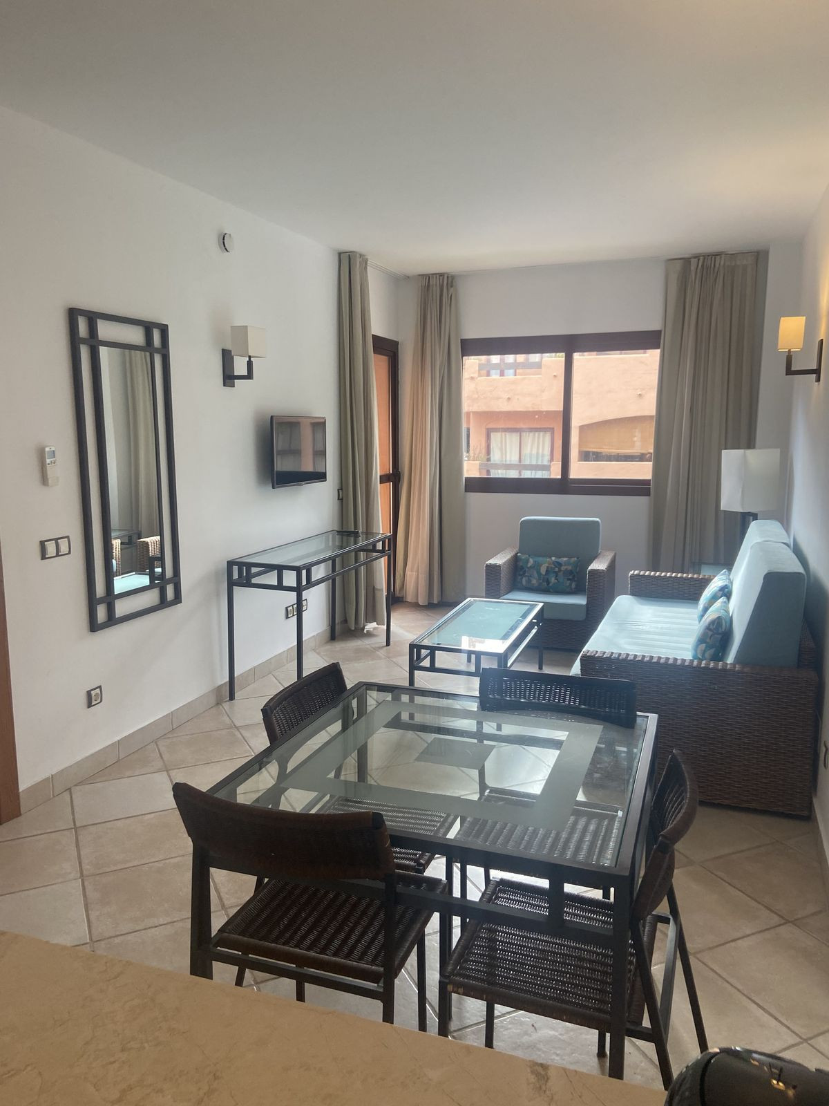 Se vende Apartamento Planta Media de 2 dormitorios en Costa Del Sol, Málaga, España