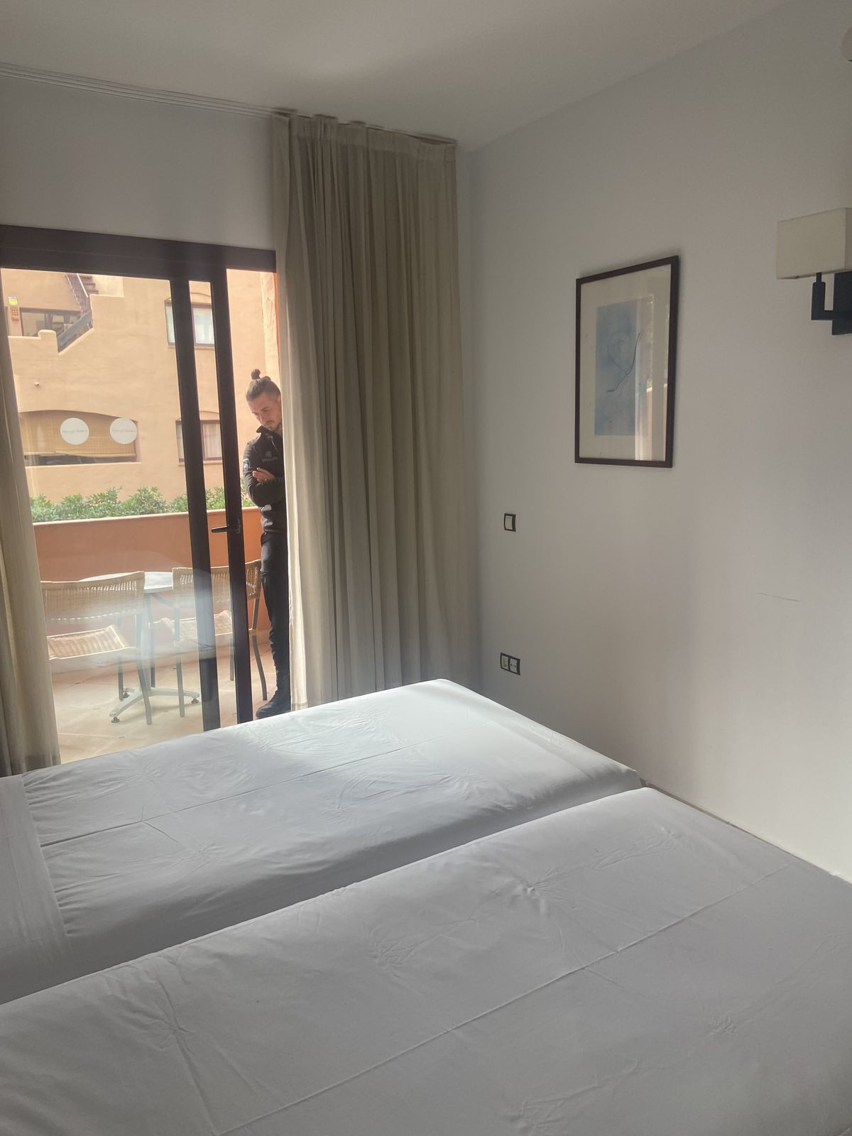Se vende Apartamento Planta Media de 2 dormitorios en Costa Del Sol, Málaga, España