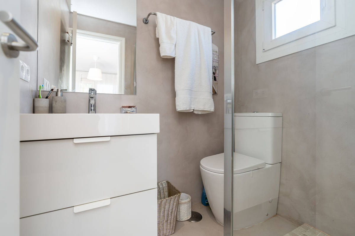 5 Bed Townhouse for sale in San Pedro De Alcántara Costa Del Sol, Málaga, Spain