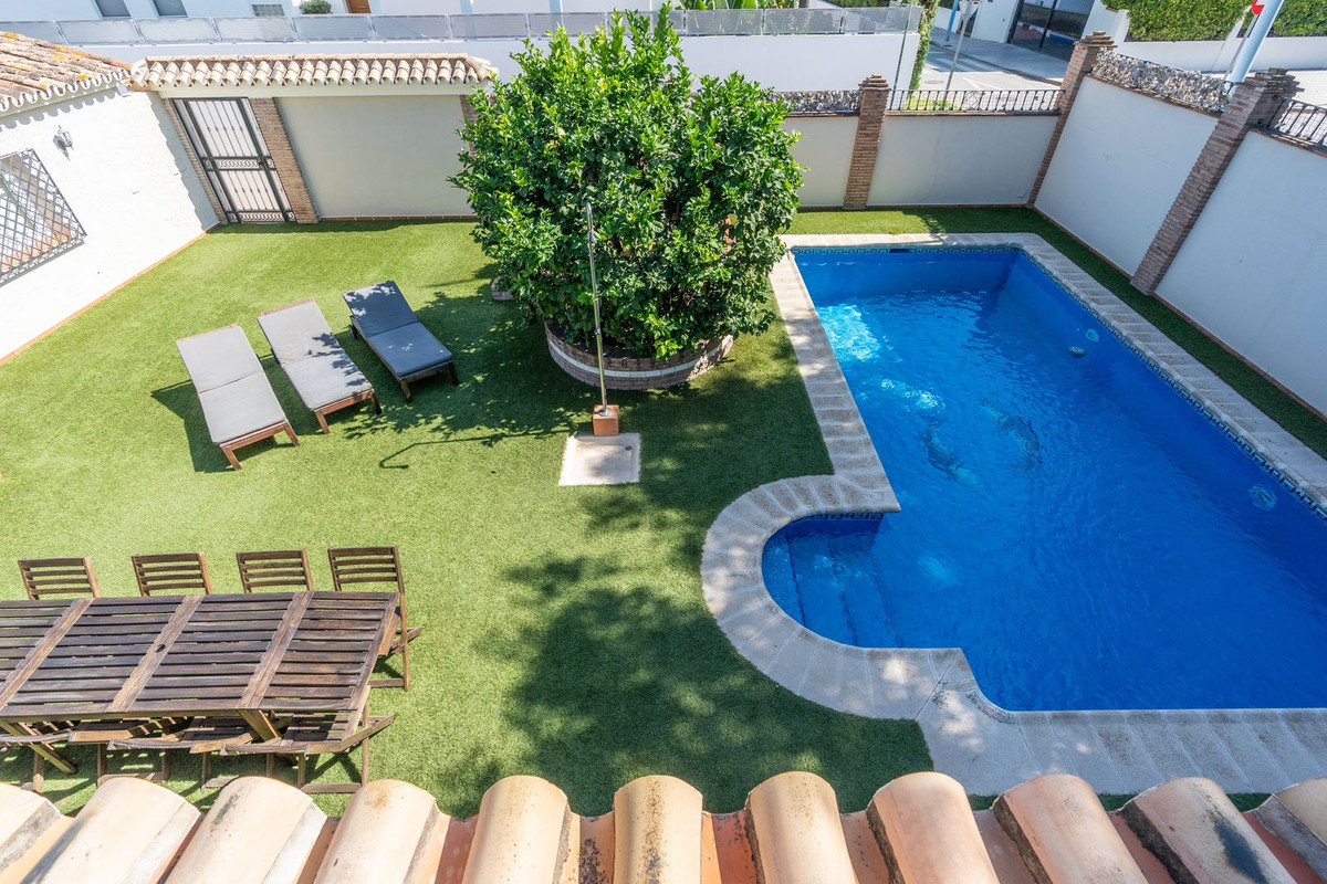 5 Bed Townhouse for sale in San Pedro De Alcántara Costa Del Sol, Málaga, Spain