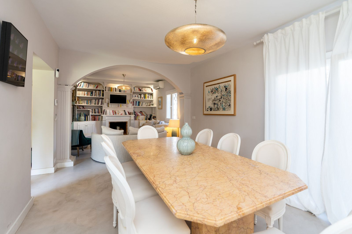5 Bed Townhouse for sale in San Pedro De Alcántara Costa Del Sol, Málaga, Spain