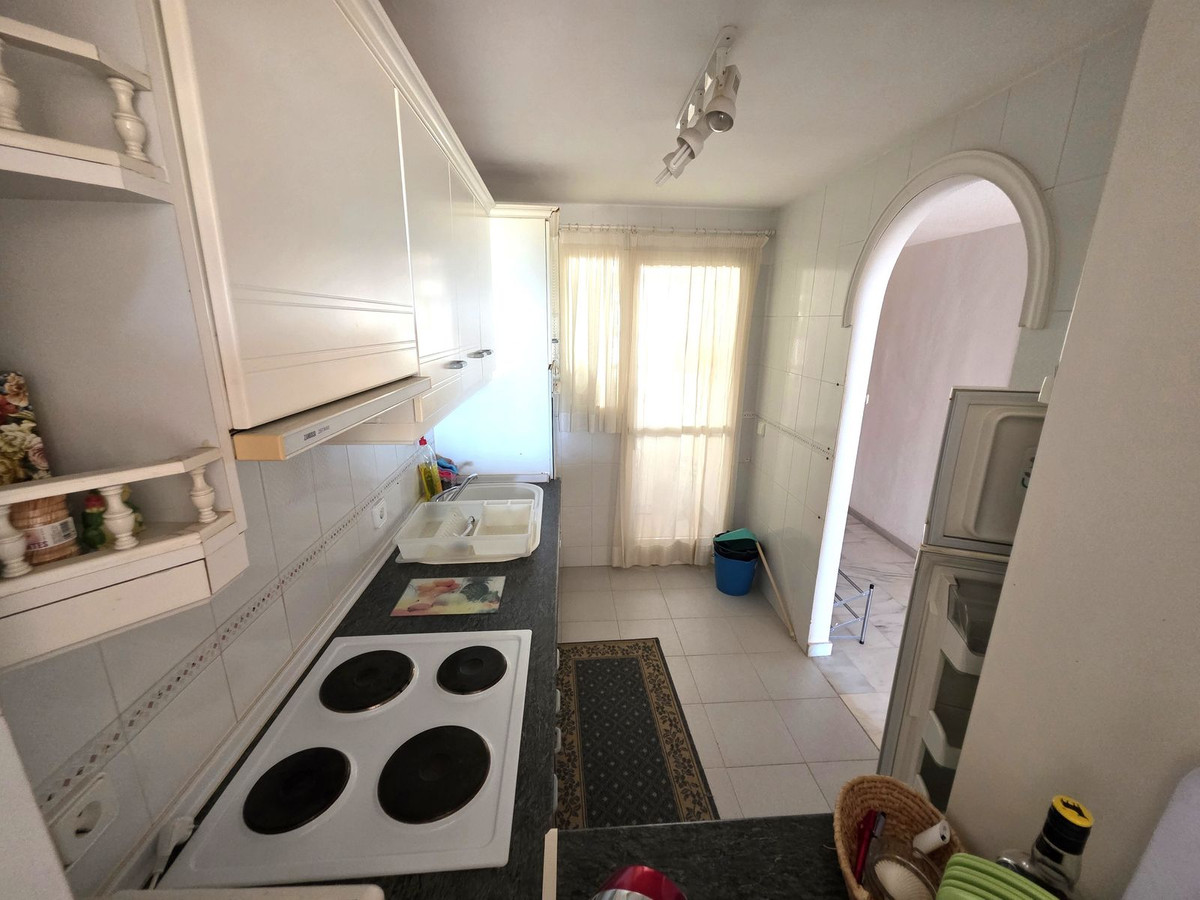 2 Bed Apartment for sale in Calahonda Costa Del Sol, Málaga, Spain