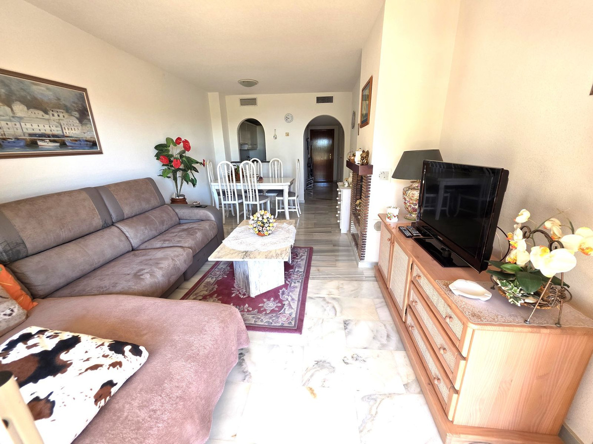 2 Bed Apartment for sale in Calahonda Costa Del Sol, Málaga, Spain