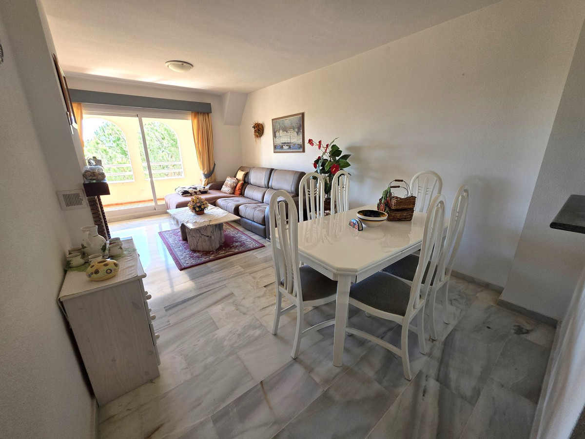 2 Bed Apartment for sale in Calahonda Costa Del Sol, Málaga, Spain