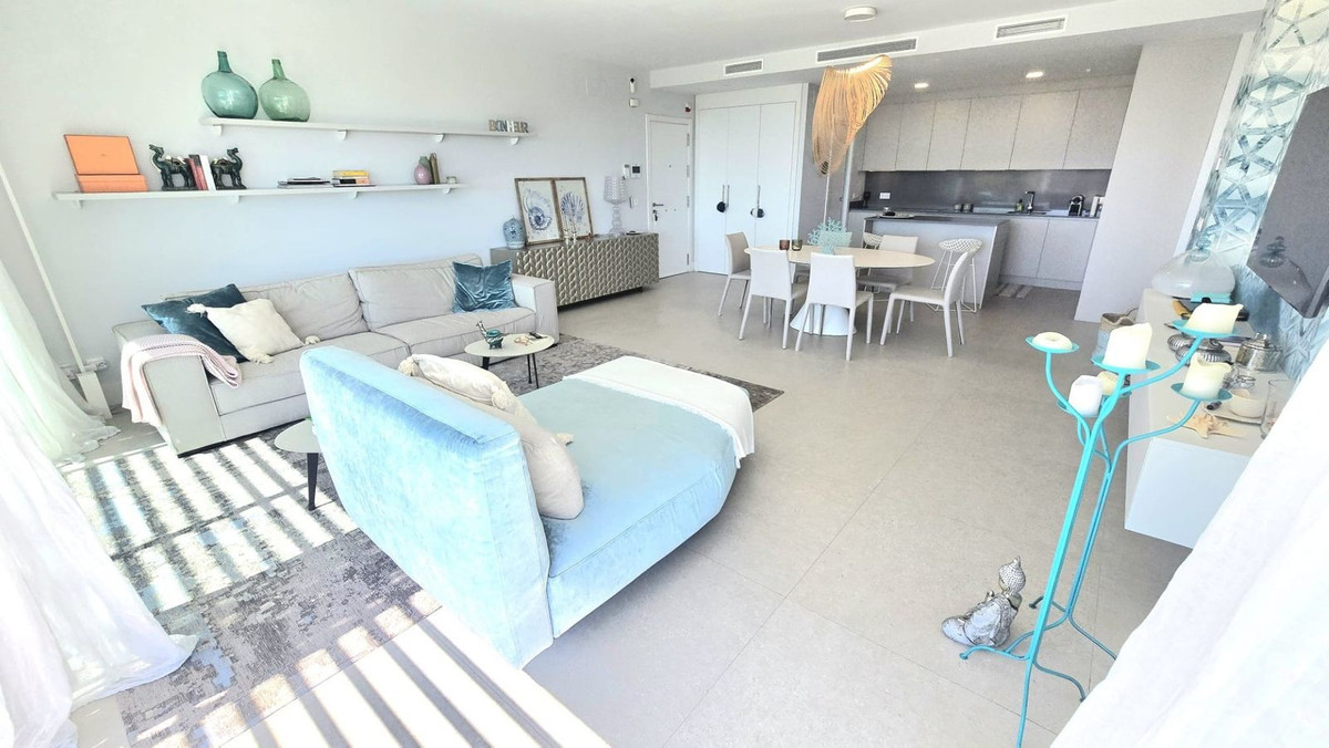 2 Bed Apartment for sale in Benahavís Costa Del Sol, Málaga, Spain