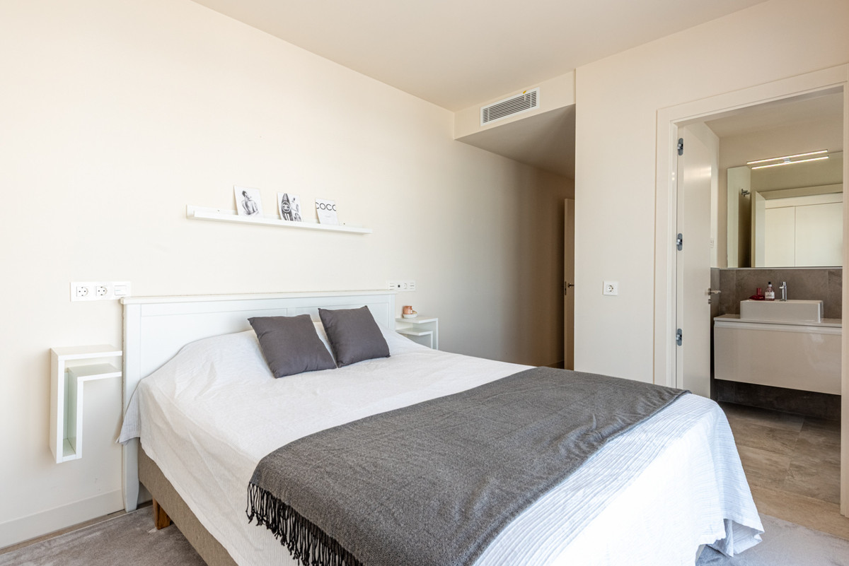 4 Bed Apartment for sale in La Cala De Mijas Costa Del Sol, Málaga, Spain