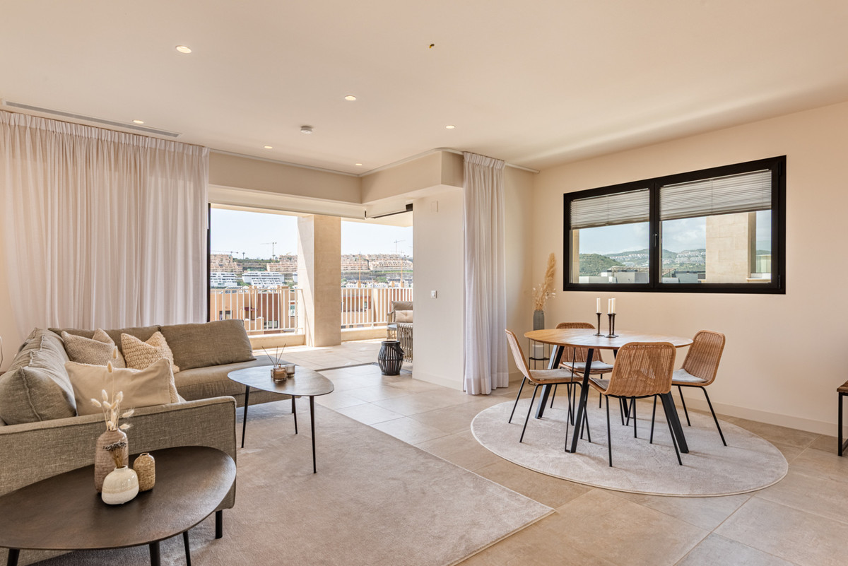4 Bed Apartment for sale in La Cala De Mijas Costa Del Sol, Málaga, Spain
