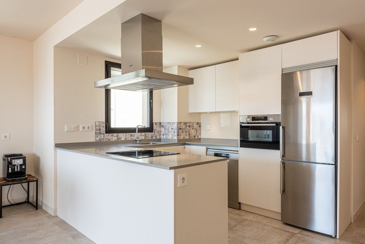 4 Bed Apartment for sale in La Cala De Mijas Costa Del Sol, Málaga, Spain