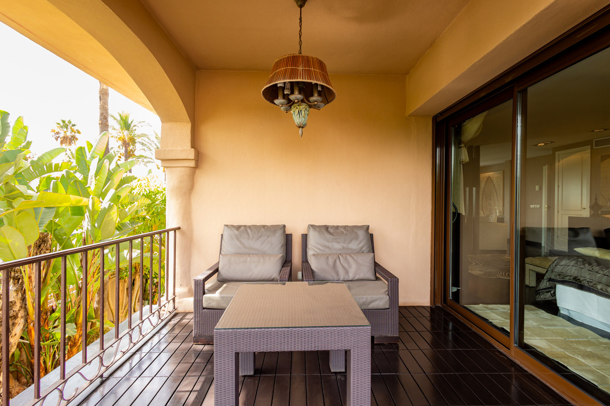 4 Bed Townhouse for sale in Los Monteros Costa Del Sol, Málaga, Spain