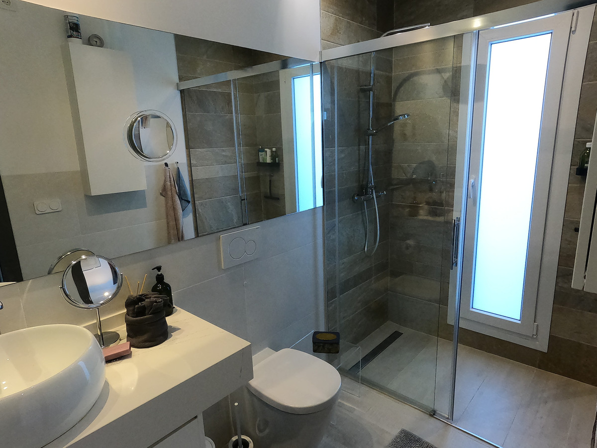 Se vende Villa - Chalet de 3 dormitorios en Costa Blanca, Alicante, España