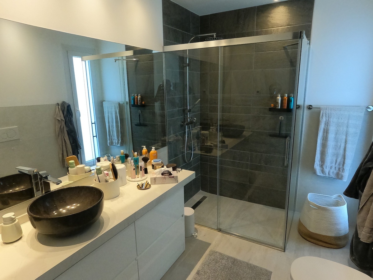 Se vende Villa - Chalet de 3 dormitorios en Costa Blanca, Alicante, España