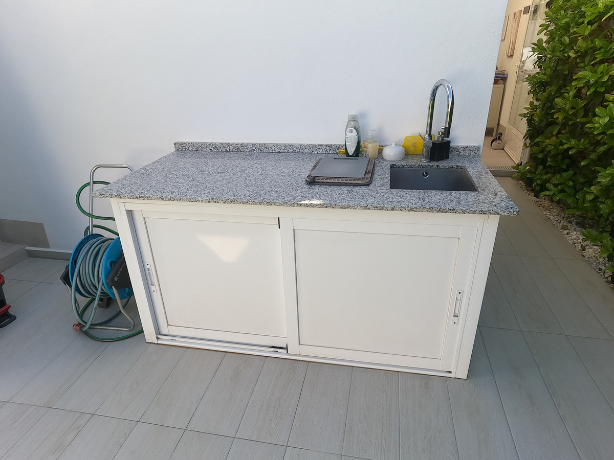 Se vende Villa - Chalet de 3 dormitorios en Costa Blanca, Alicante, España