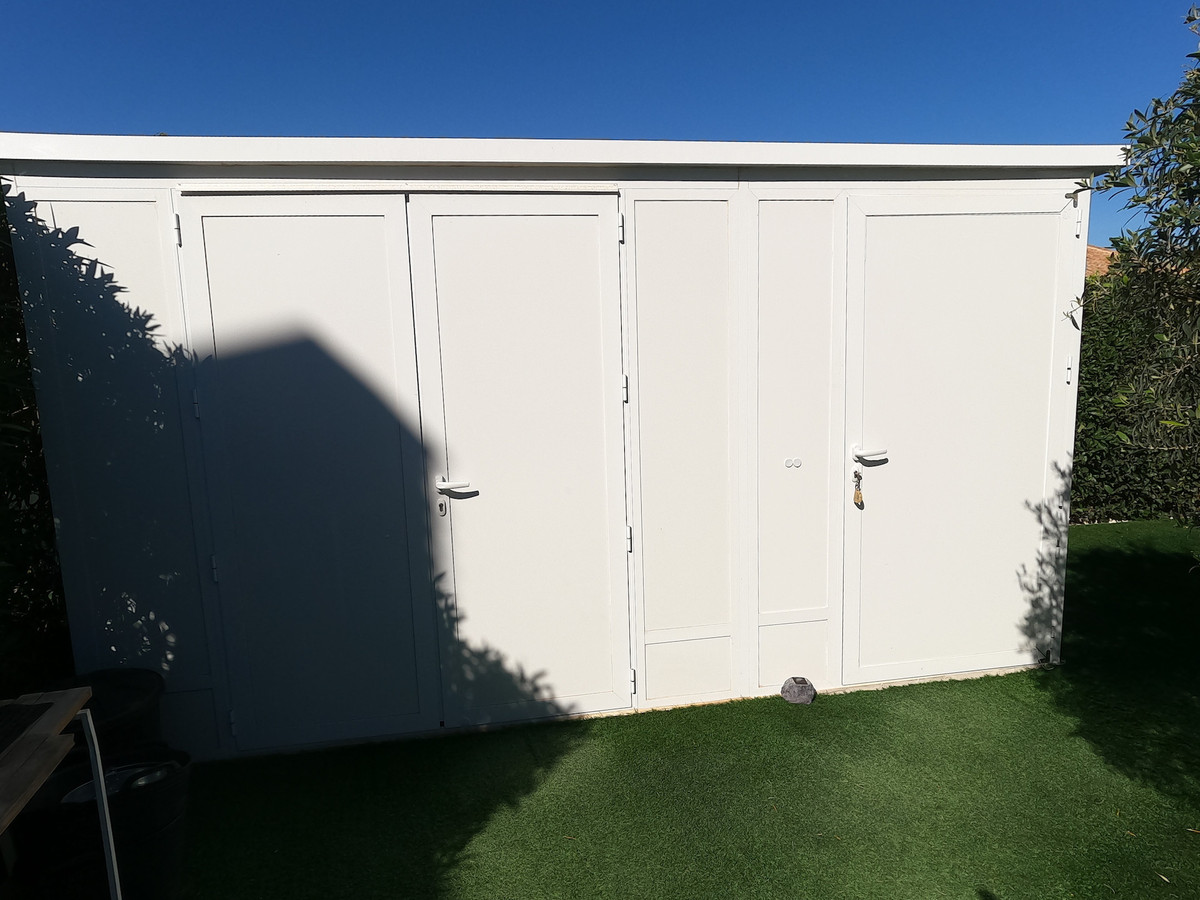 Se vende Villa - Chalet de 3 dormitorios en Costa Blanca, Alicante, España