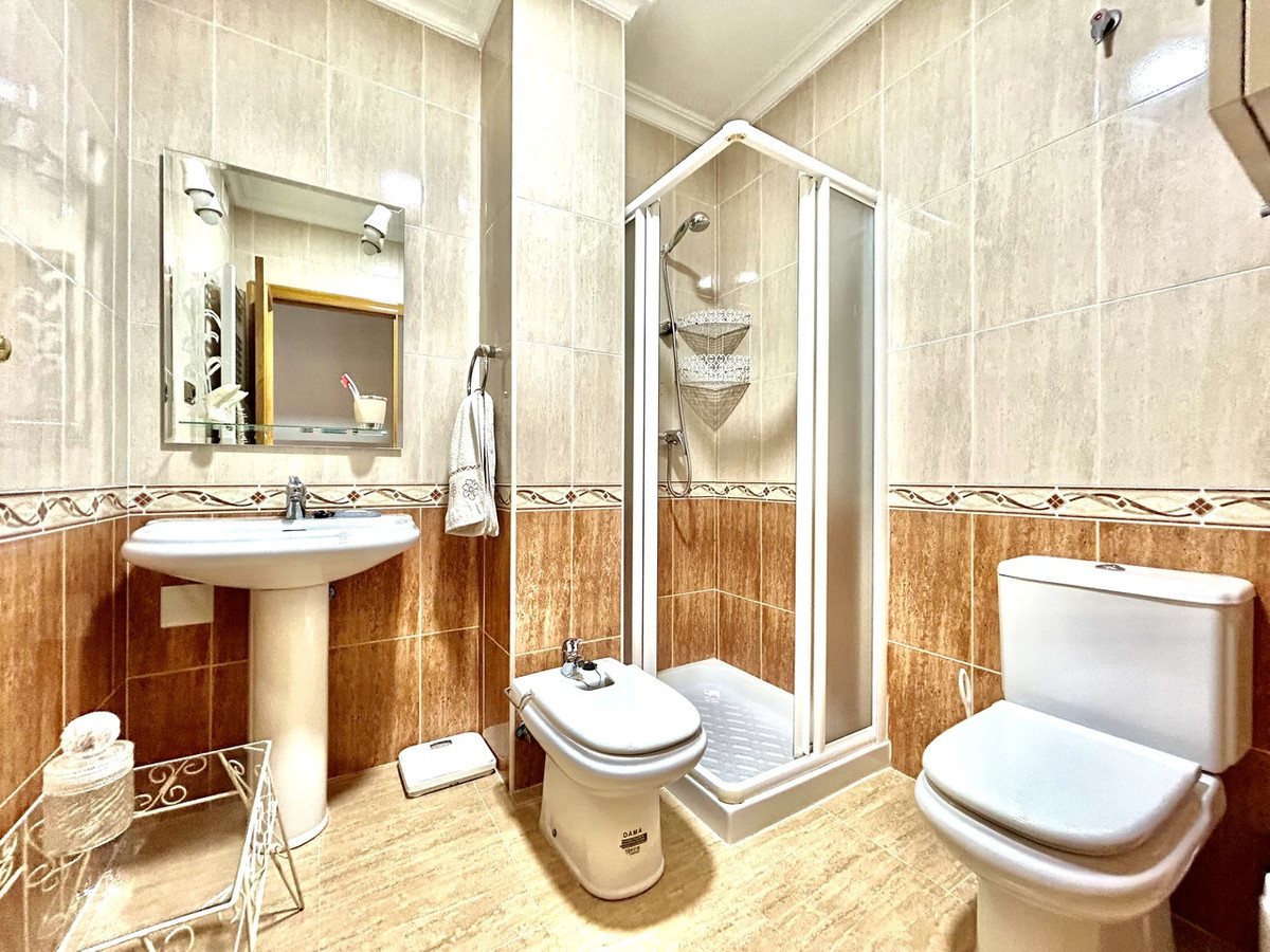Se vende Apartamento en Planta Última de 4 dormitorios en Costa Blanca, Alicante, España