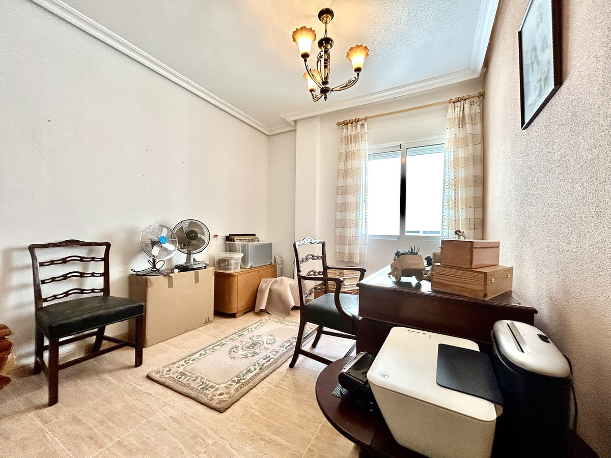Se vende Apartamento en Planta Última de 4 dormitorios en Costa Blanca, Alicante, España