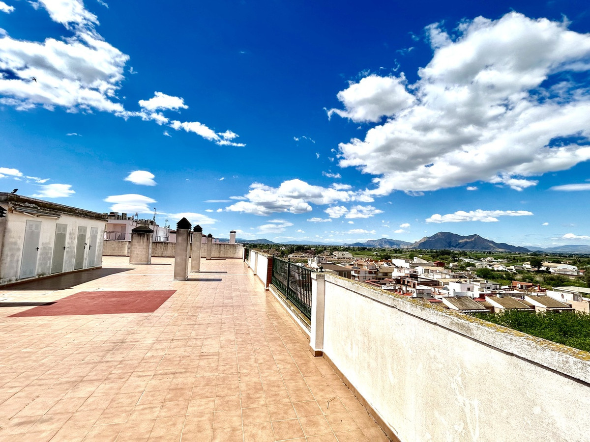 Se vende Apartamento en Planta Última de 4 dormitorios en Costa Blanca, Alicante, España