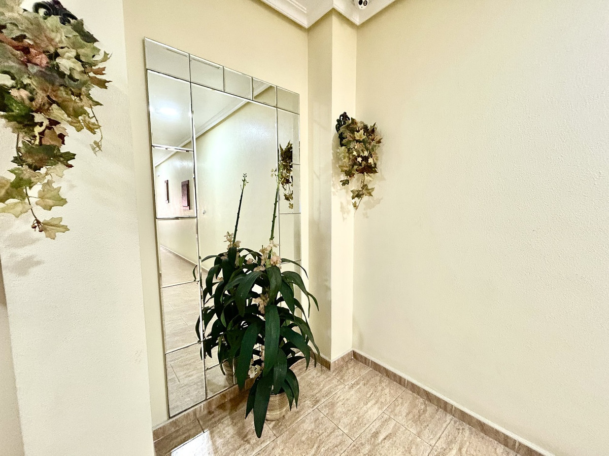 Se vende Apartamento en Planta Última de 4 dormitorios en Costa Blanca, Alicante, España