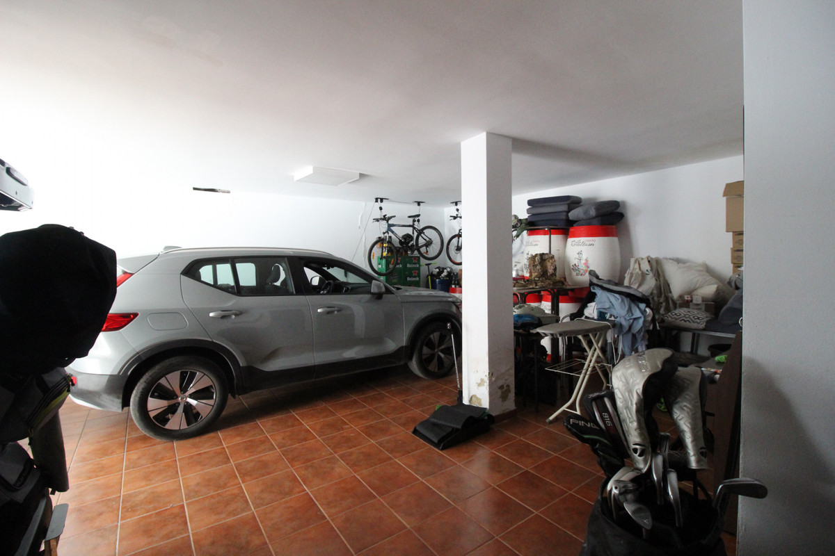 4 Bed Townhouse for sale in Guadalmina Alta Costa Del Sol, Málaga, Spain