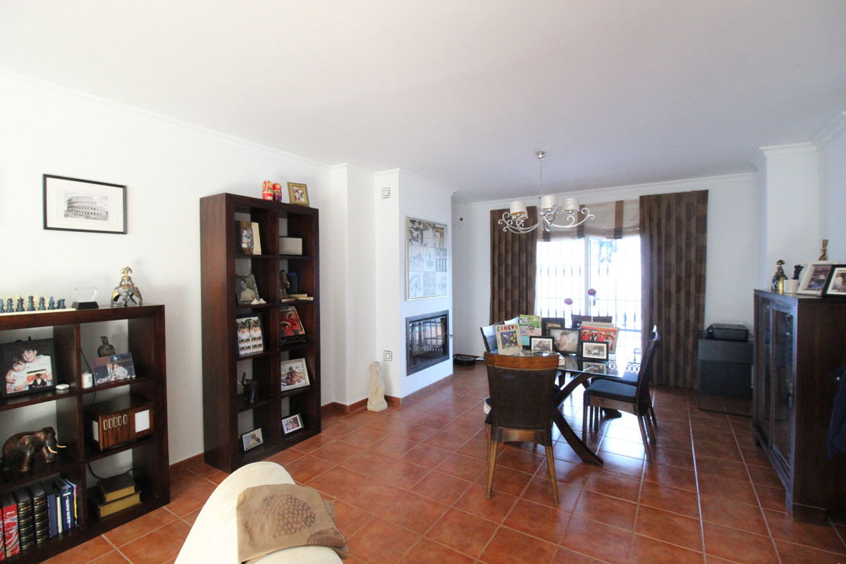 4 Bed Townhouse for sale in Guadalmina Alta Costa Del Sol, Málaga, Spain