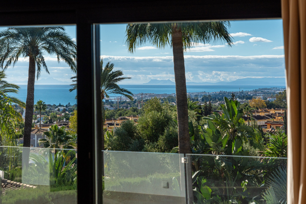 Se vende Villa - Chalet de 5 dormitorios en Costa Del Sol, Málaga, España