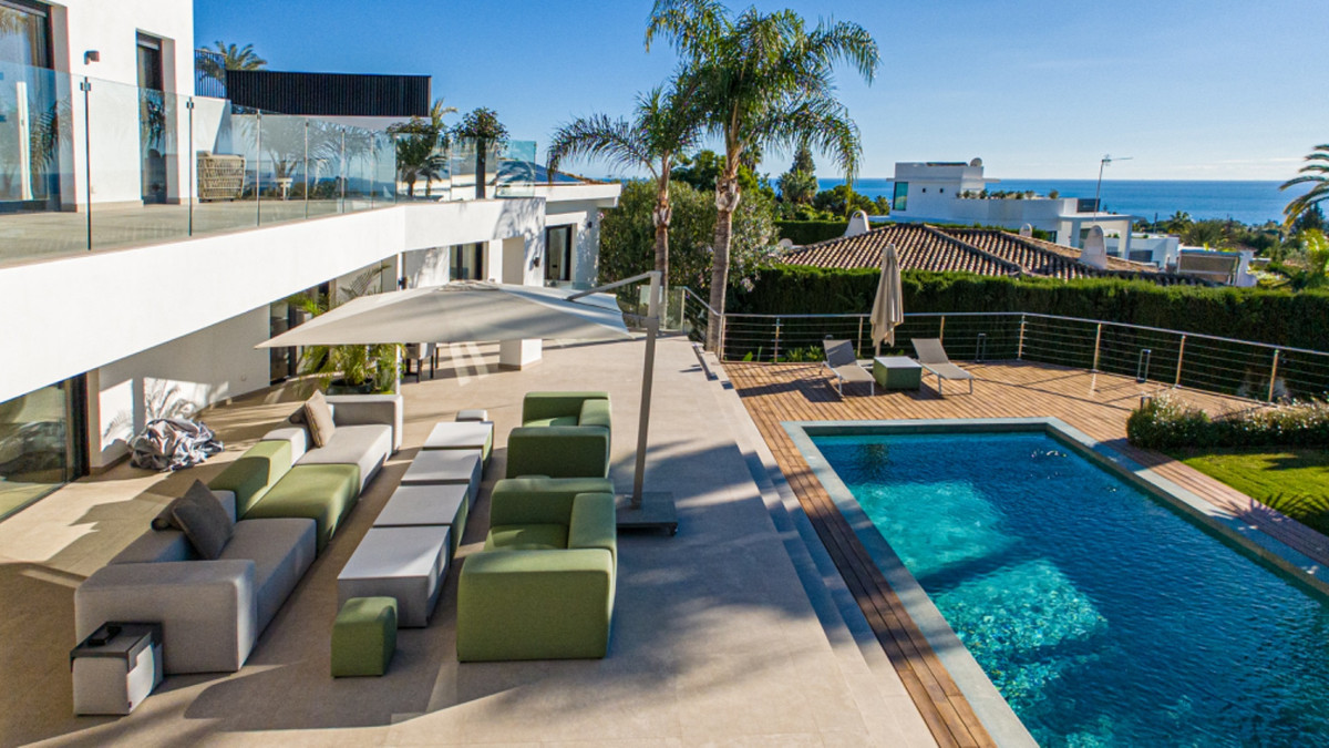 Se vende Villa - Chalet de 5 dormitorios en Costa Del Sol, Málaga, España