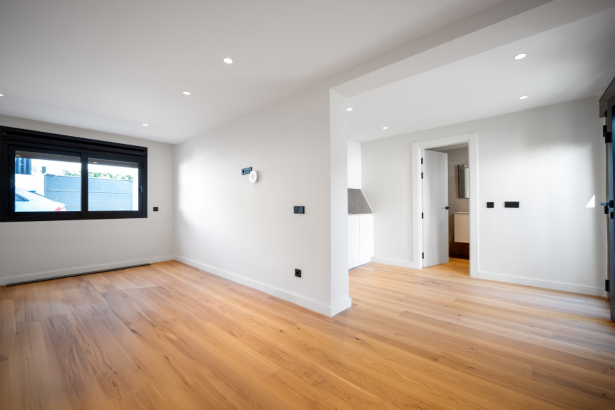 Se vende Villa - Chalet de 5 dormitorios en Costa Del Sol, Málaga, España