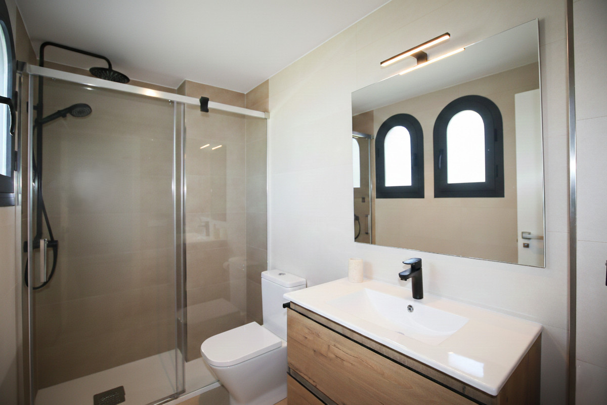 Se vende Adosada de 3 dormitorios en Costa Del Sol, Málaga, España