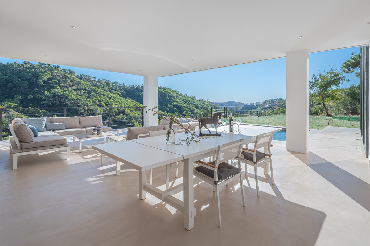 Se vende Villa - Chalet de 6 dormitorios en Costa Del Sol, Málaga, España