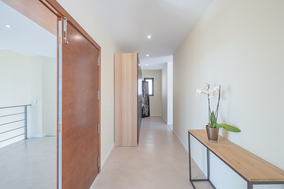 Se vende Villa - Chalet de 6 dormitorios en Costa Del Sol, Málaga, España