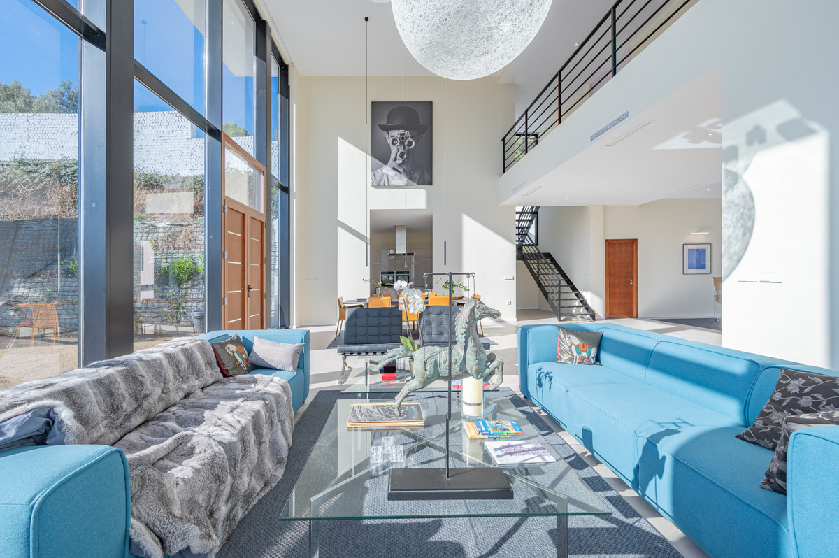 Se vende Villa - Chalet de 6 dormitorios en Costa Del Sol, Málaga, España