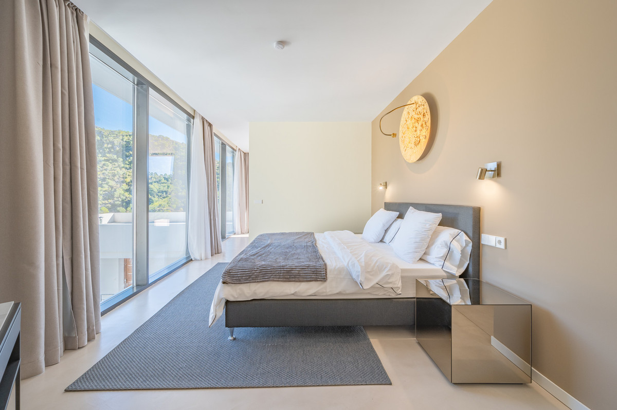 Se vende Villa - Chalet de 6 dormitorios en Costa Del Sol, Málaga, España