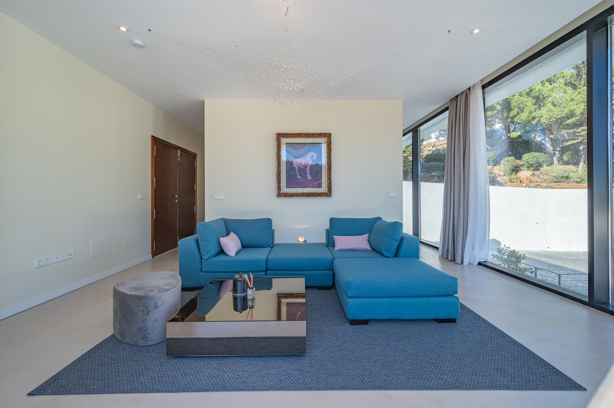 Se vende Villa - Chalet de 6 dormitorios en Costa Del Sol, Málaga, España