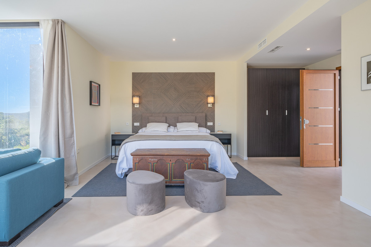Se vende Villa - Chalet de 6 dormitorios en Costa Del Sol, Málaga, España