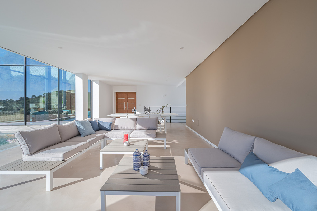 Se vende Villa - Chalet de 6 dormitorios en Costa Del Sol, Málaga, España